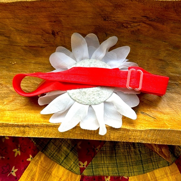 Dog Bow Merry Christmas White Flower Red Adjustable Stretch Collar S/M - Picture 3 of 4